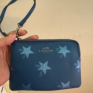 Coach Limited Edition Canyon Blue Star Metallic Corner Zip Wristlet EUC